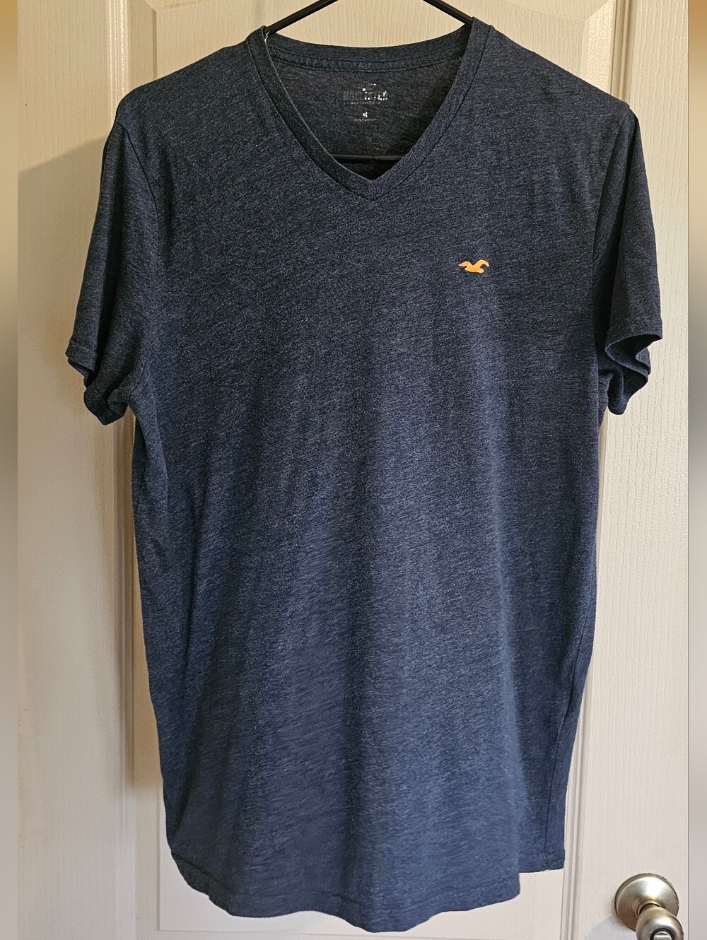 Hollister Mens Medium V Neck Classic T Shirt